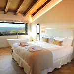 Hábitat Cigüeña Negra Hotel