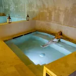 Hábitat Cigüeña Negra Hotel