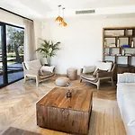 Hotel Hábitat Cigüeña Negra