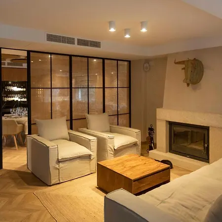 Hábitat Cigüeña Negra Hotel 4*