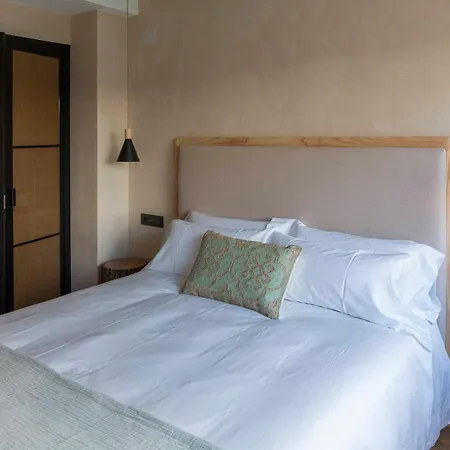 Habitat Cigueena Negra 4*