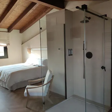 Hábitat Cigüeña Negra 4*