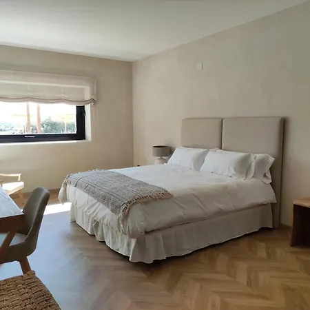 Hotel Hábitat Cigüeña Negra