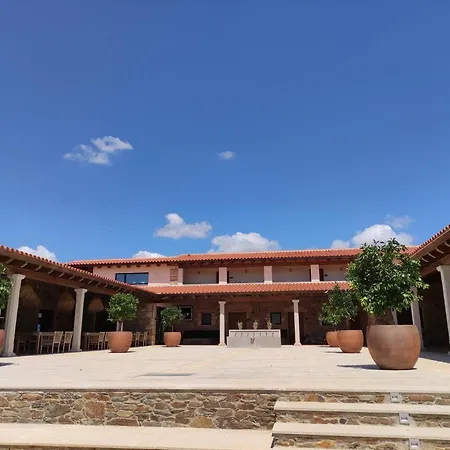 Hábitat Cigüeña Negra Hotel 4*