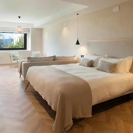 Hotel Hábitat Cigüeña Negra