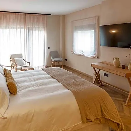 Hotel Habitat Cigueena Negra 4*