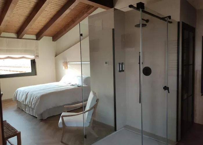 Habitat Cigueena Negra 4*