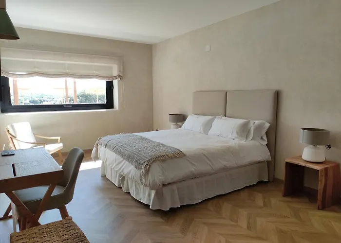 Hotel Habitat Cigueena Negra