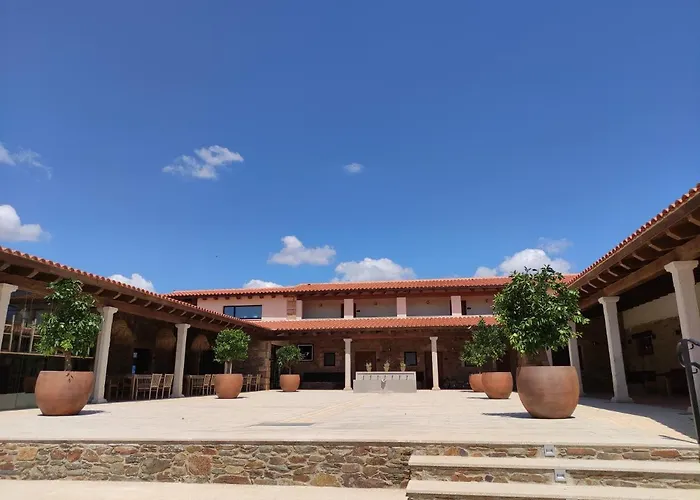 Habitat Cigueena Negra Отель 4*