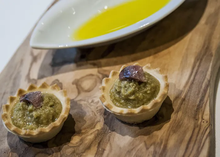 Habitat Cigueena Negra Szálloda